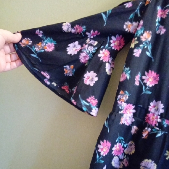 Womans 8 Primark Pink and Blue Ruffled Floral Camisole Romper Off Shoulder Flowy - Picture 3 of 6